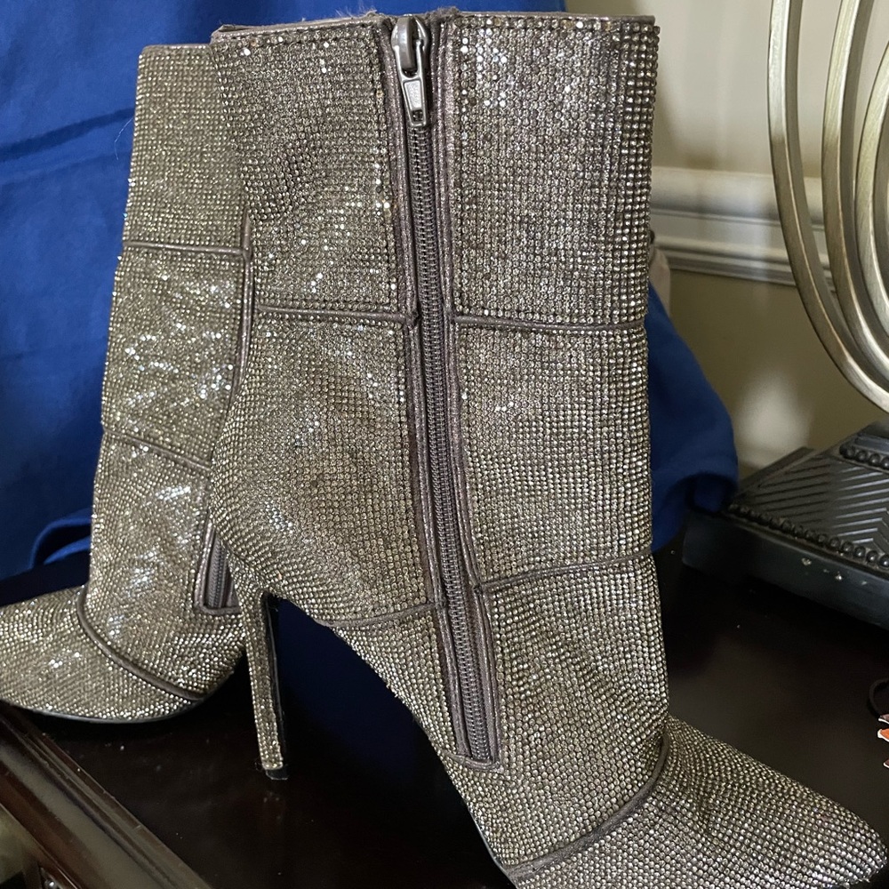 Chic STEVE MADDEN Rhinestone boots! - Picture 6 of 6